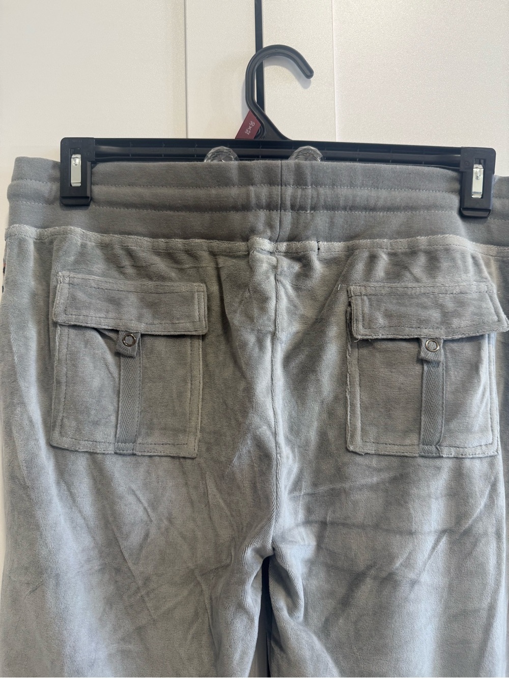 Gray 2 Piece Velour Hoodie & Pants Set for Cool Days BCBGMAXAZRIA Size XL NWT - Picture 7 of 8